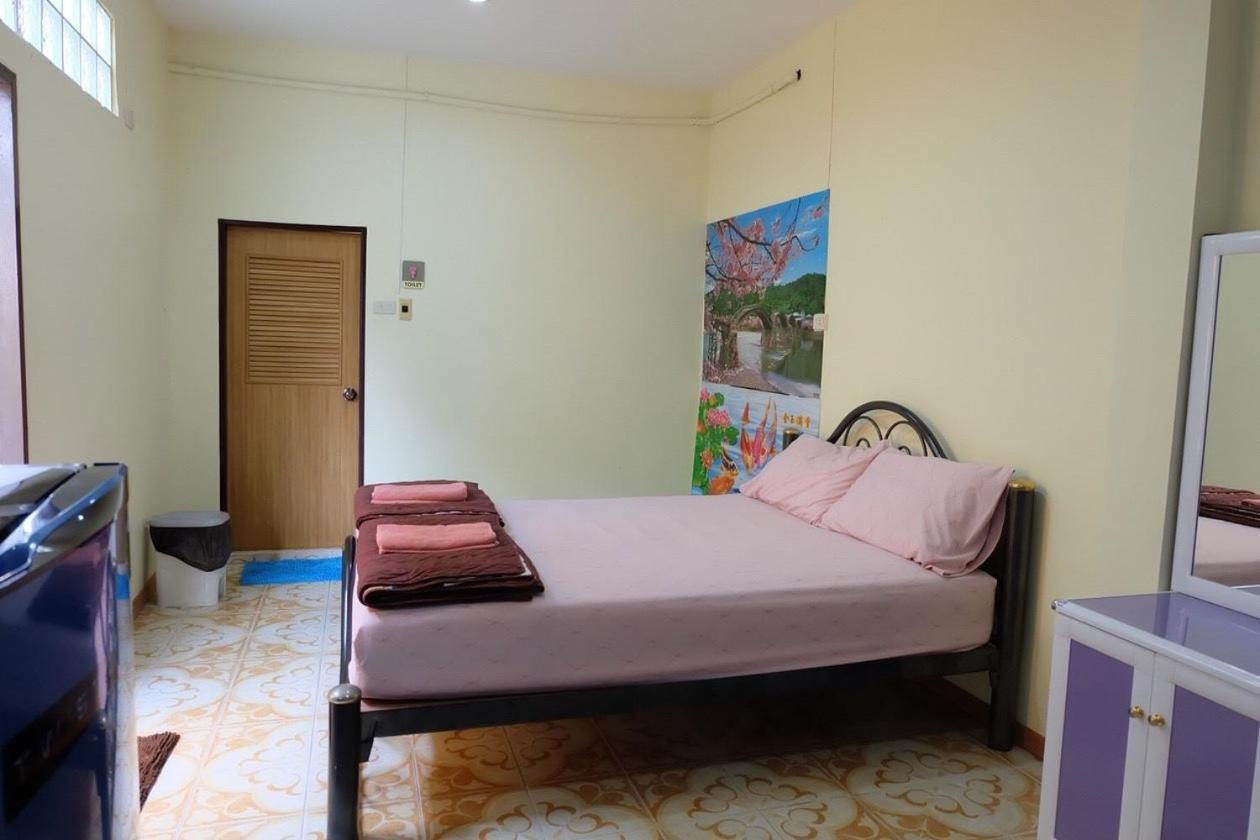 Thippawan Bungalow Koh Sichang Exterior foto