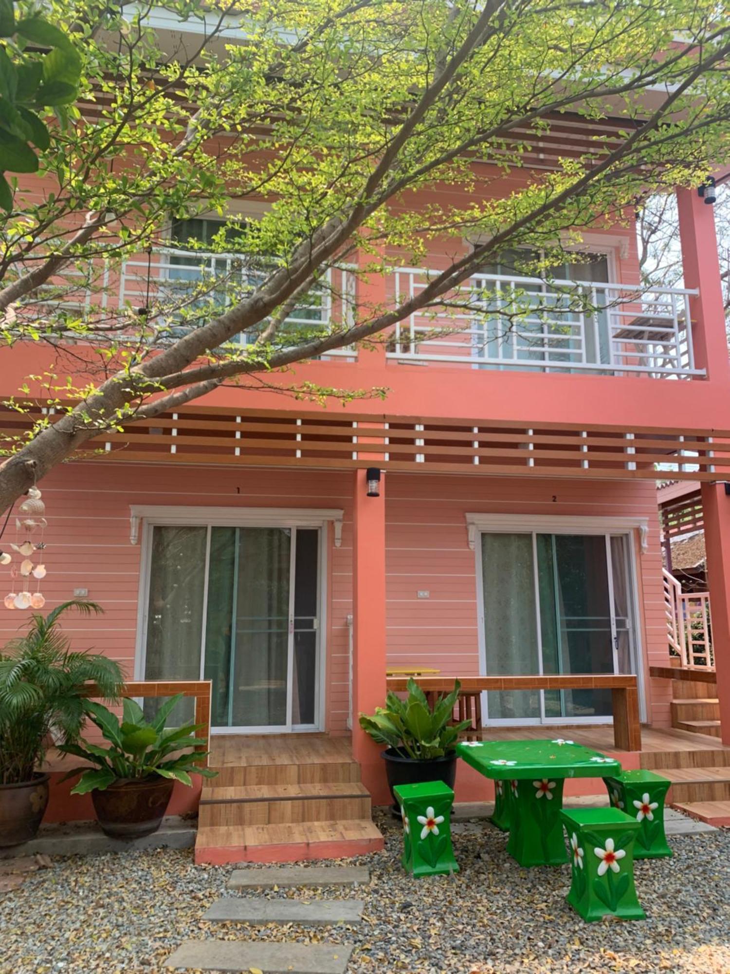Thippawan Bungalow Koh Sichang Exterior foto