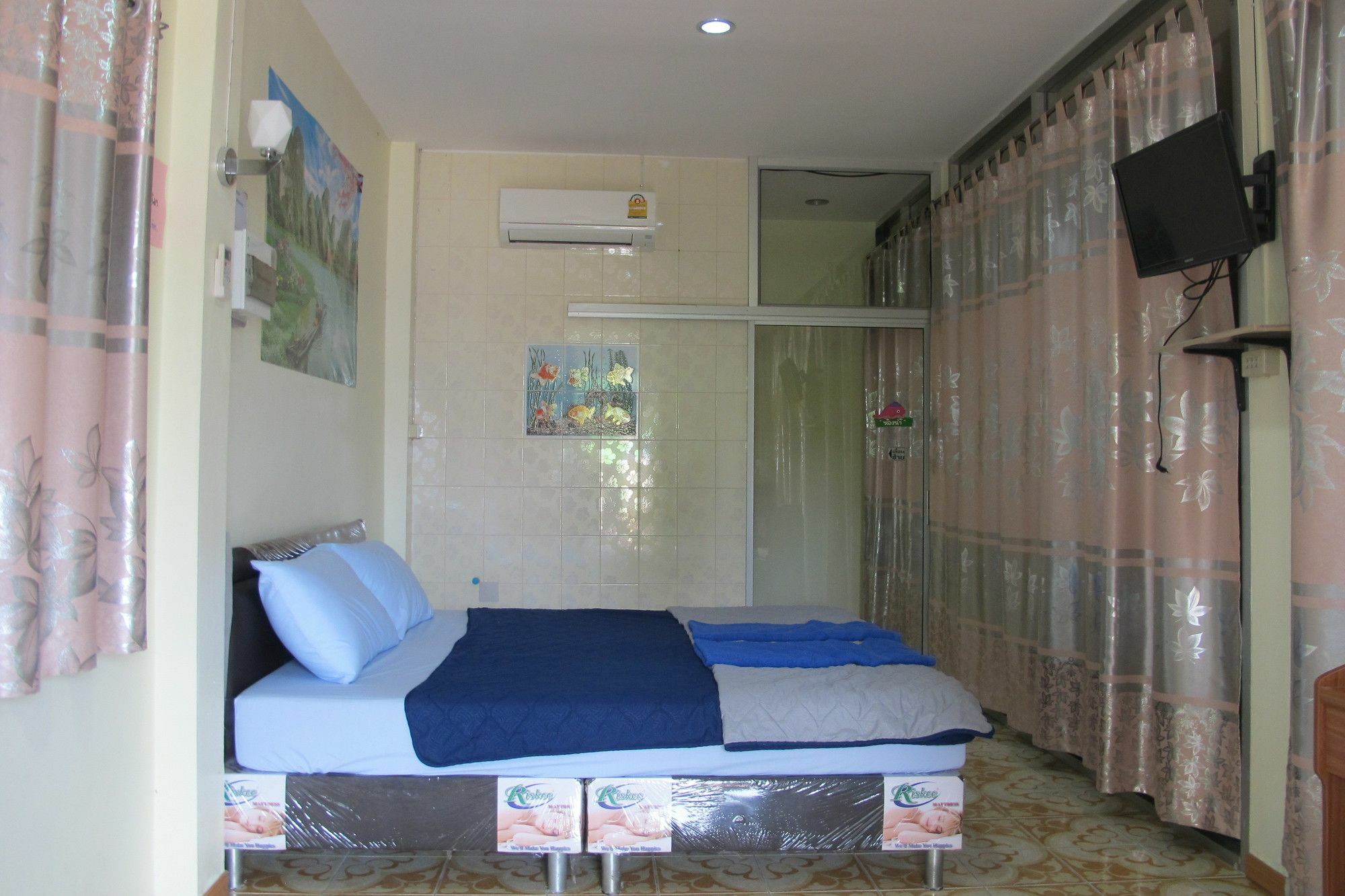Thippawan Bungalow Koh Sichang Exterior foto