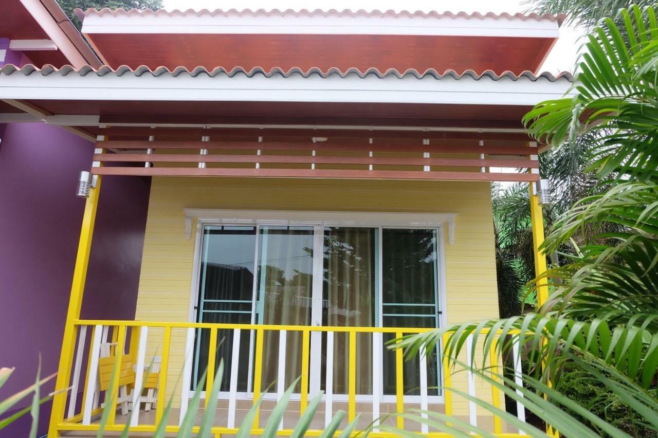 Thippawan Bungalow Koh Sichang Exterior foto